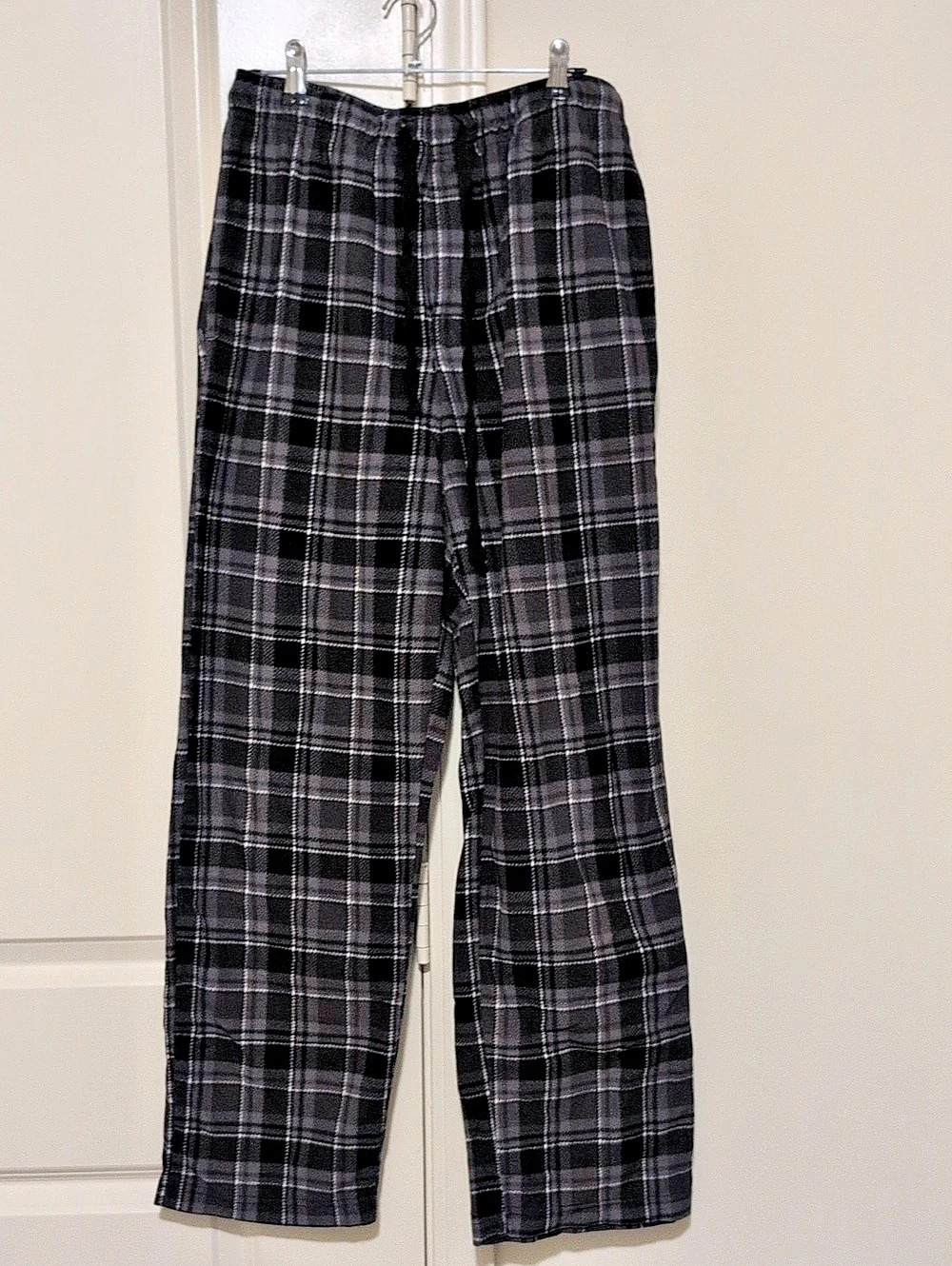Sonoma Plaid Sleepwear Pants in Black & Gray Medium Like New